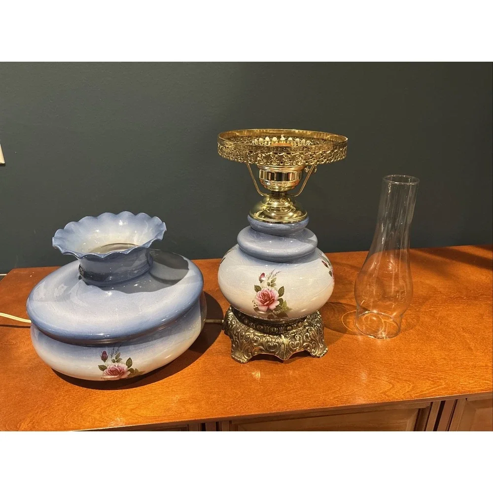 Vintage Gone With The Wind Hurricane Parlor Blue Floral Glass Table Lamp